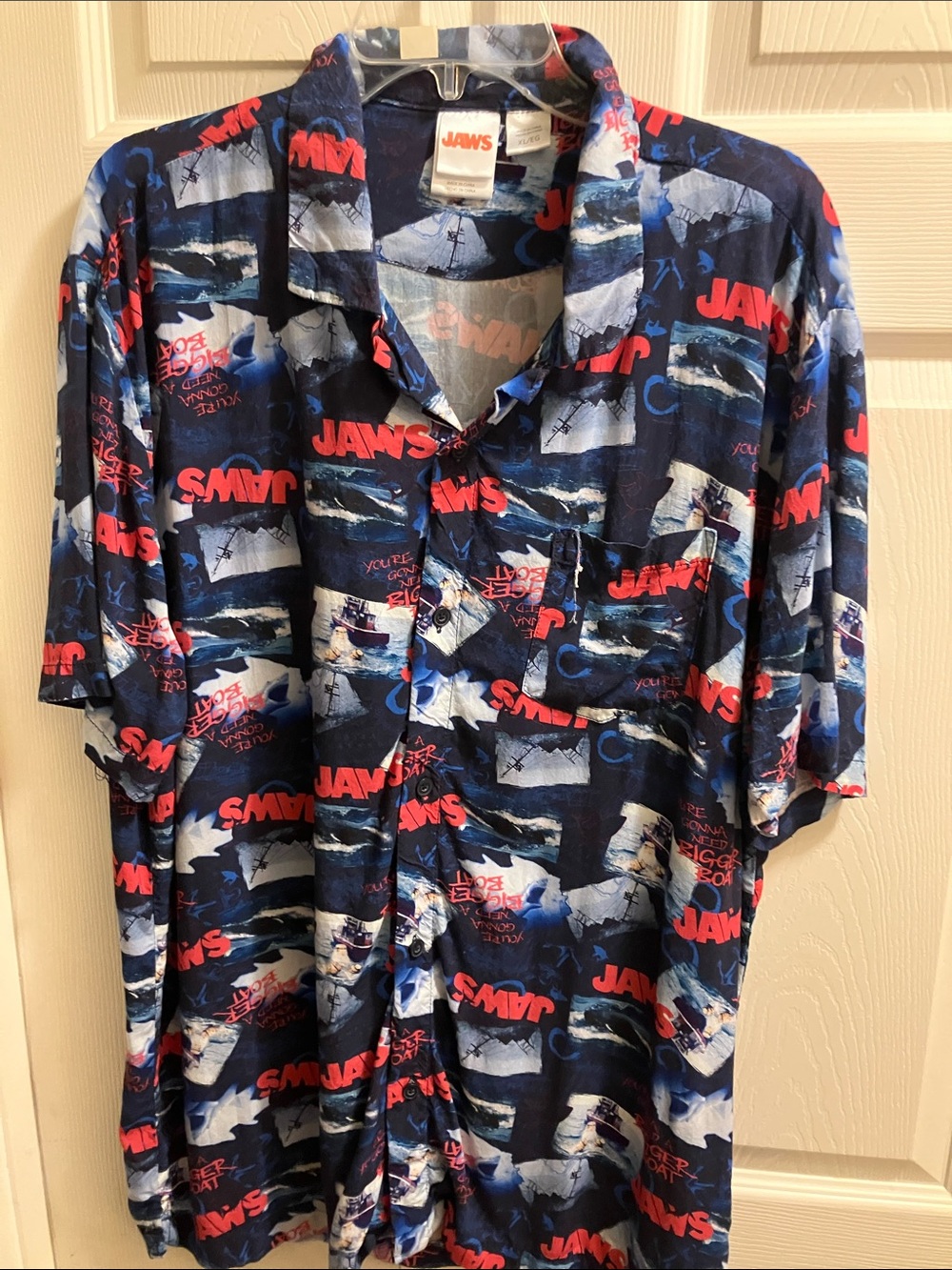 Jaws Short-Sleeve Button-Down Shirt - Navy & Red